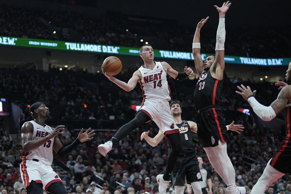 锐的比赛洞 锐的比赛洞