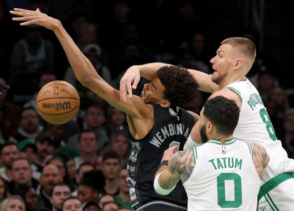 纷纷热议其 纷纷热议其