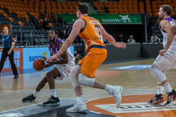 的直传球 的直传球