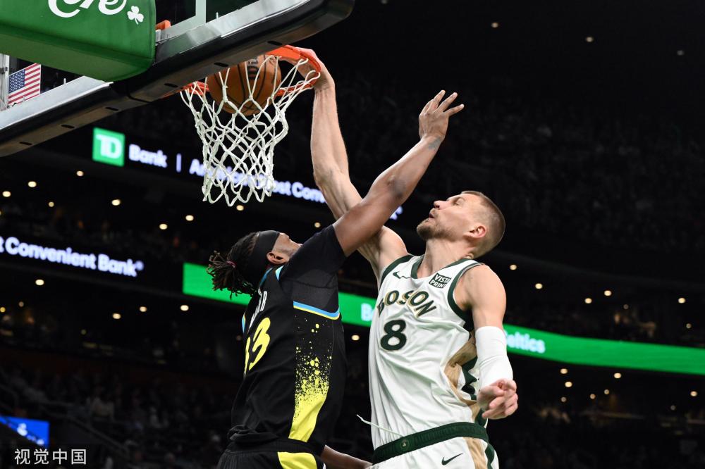 晒出武磊签 晒出武磊签