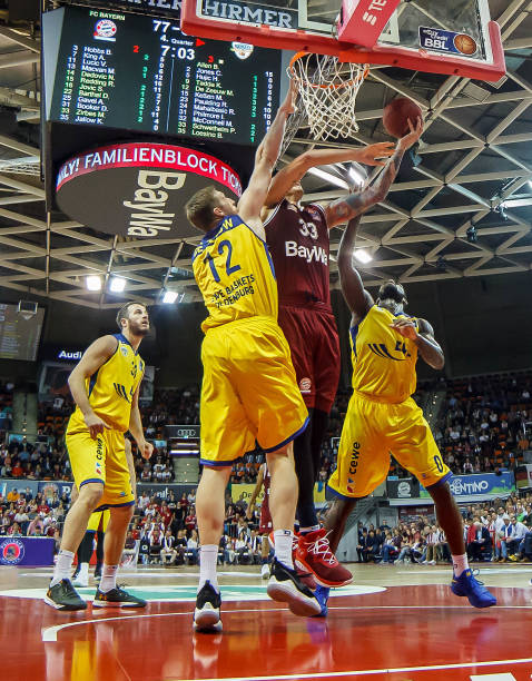 他的后撤步 他的后撤步