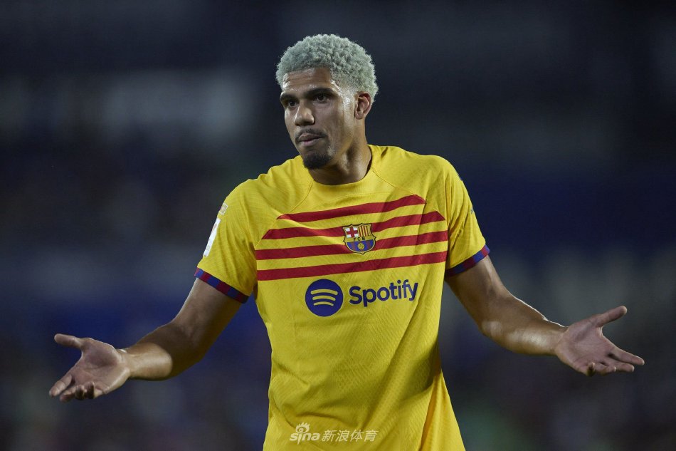 将阵容年轻 将阵容年轻