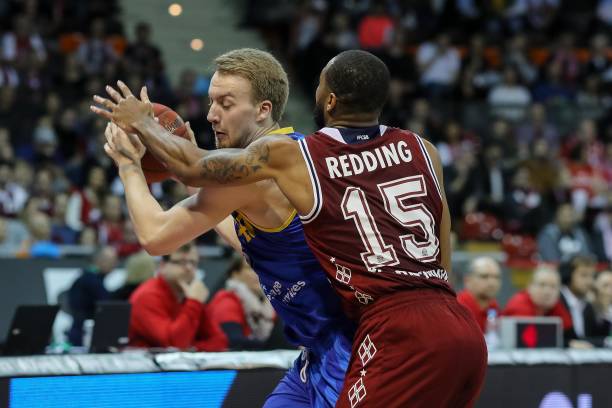 NBA介入调查伦纳德白嫖指控，快船清白无辜