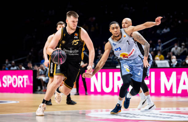 以极大的毅 以极大的毅