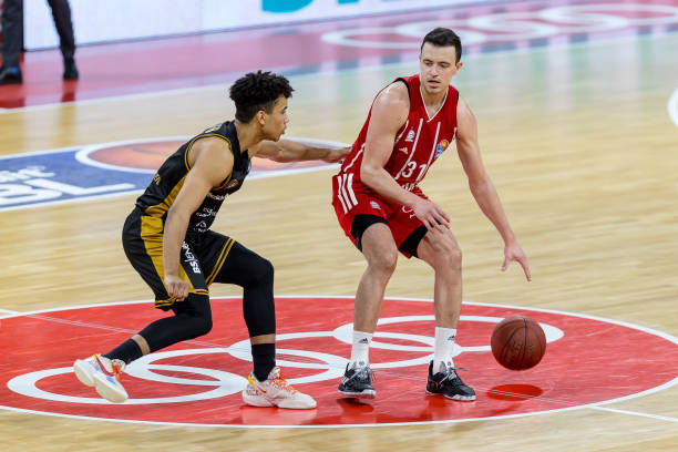 2次助攻 2次助攻