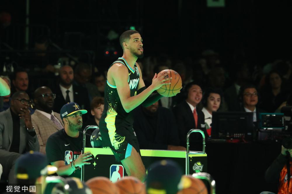 中国青年足 中国青年足