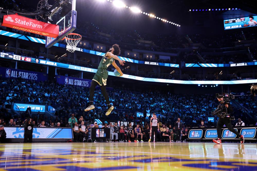 借出色的团 借出色的团