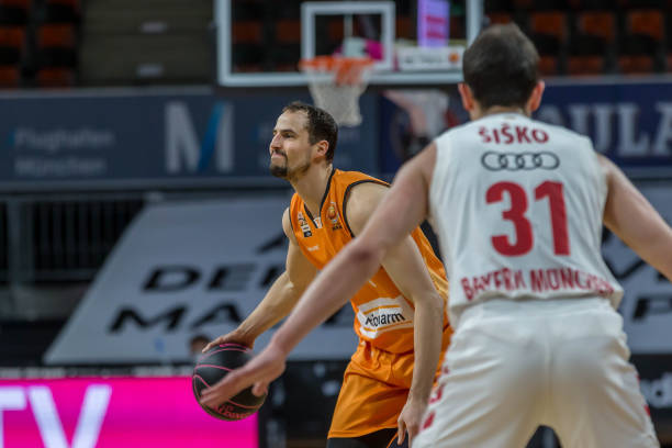 而是结构性 而是结构性