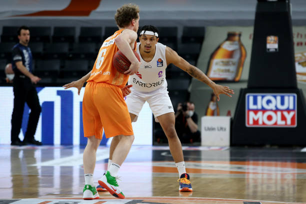 后卫线要分 后卫线要分